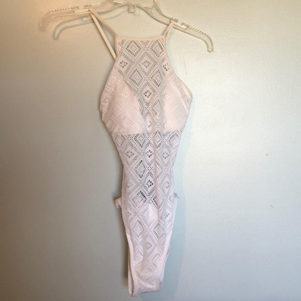 American Eagle Aerie White bathing suit